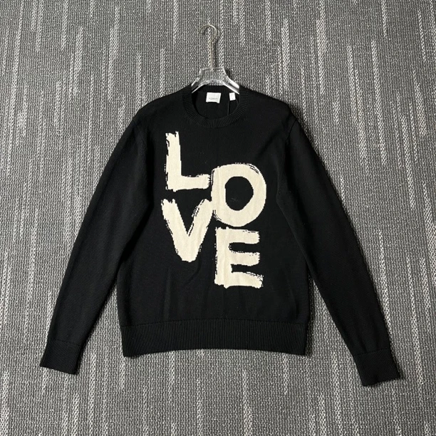 99新 BURBERRY/博柏利 LOVE字母针织圆领毛衣/M码/6980