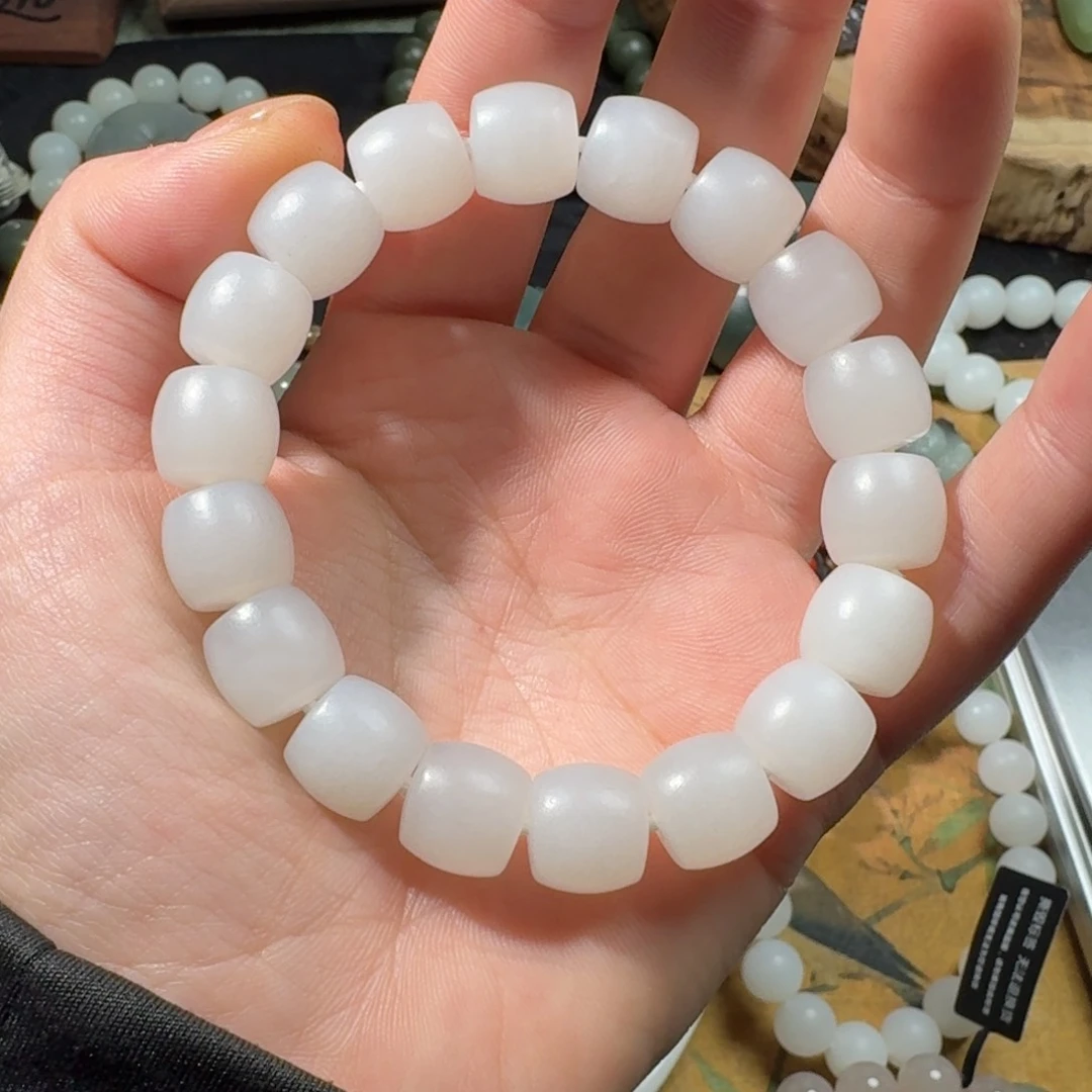 和田玉手串未镶嵌