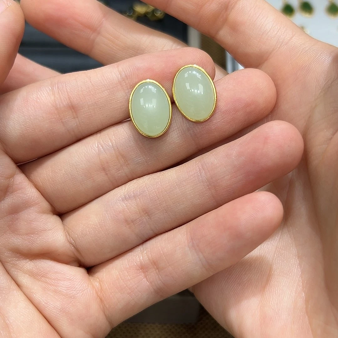 和田玉银S925镶嵌耳饰