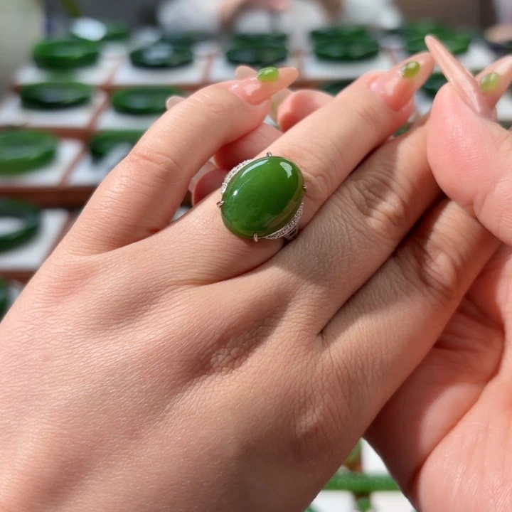 银S925镶嵌戒指和田玉