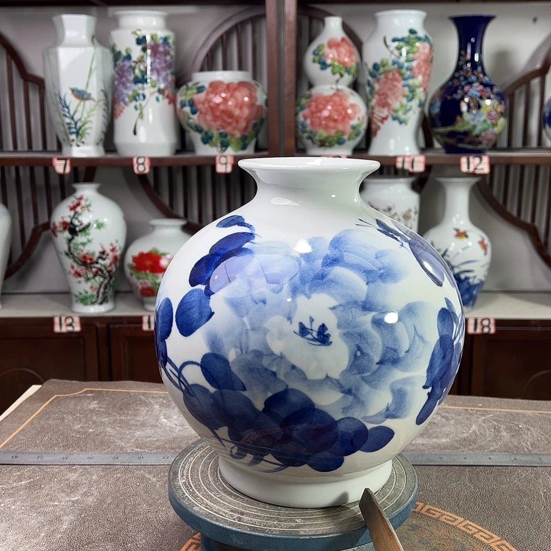 陶摆件景德镇陶瓷石青牡