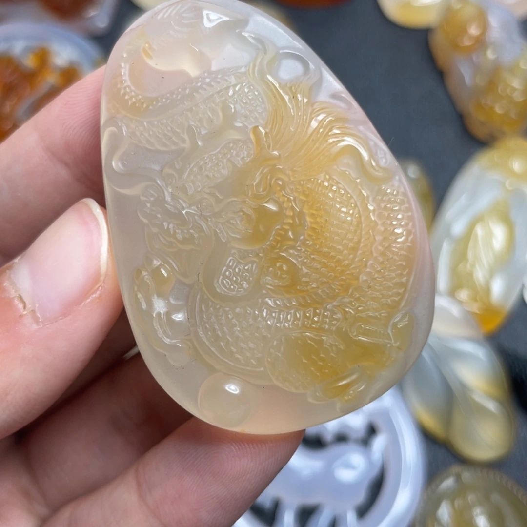 玛瑙/玉髓未镶嵌颈饰