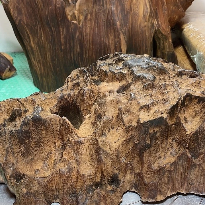 平***萍玉土沉香香木摆件
