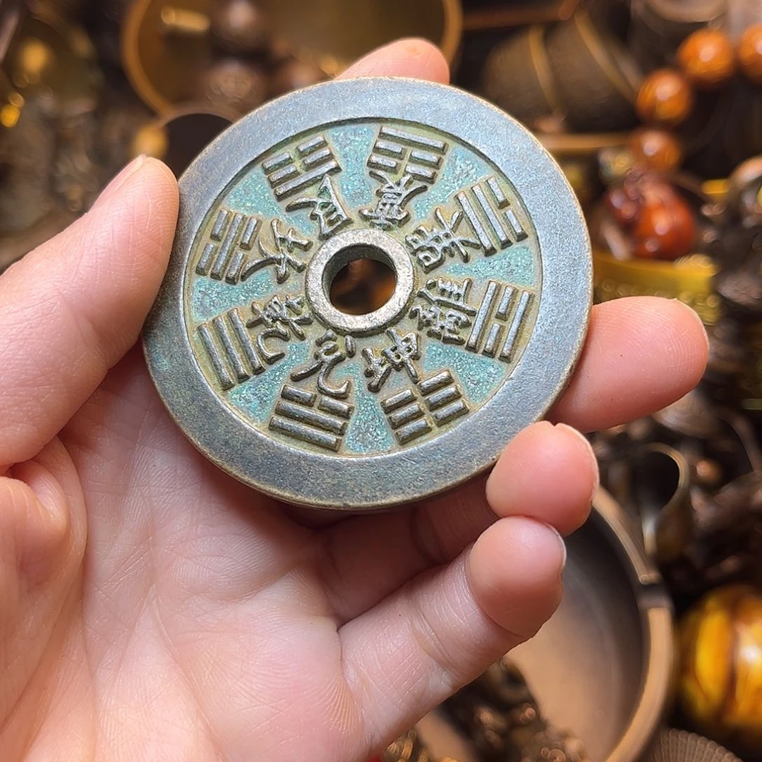 精美铜器工艺品等