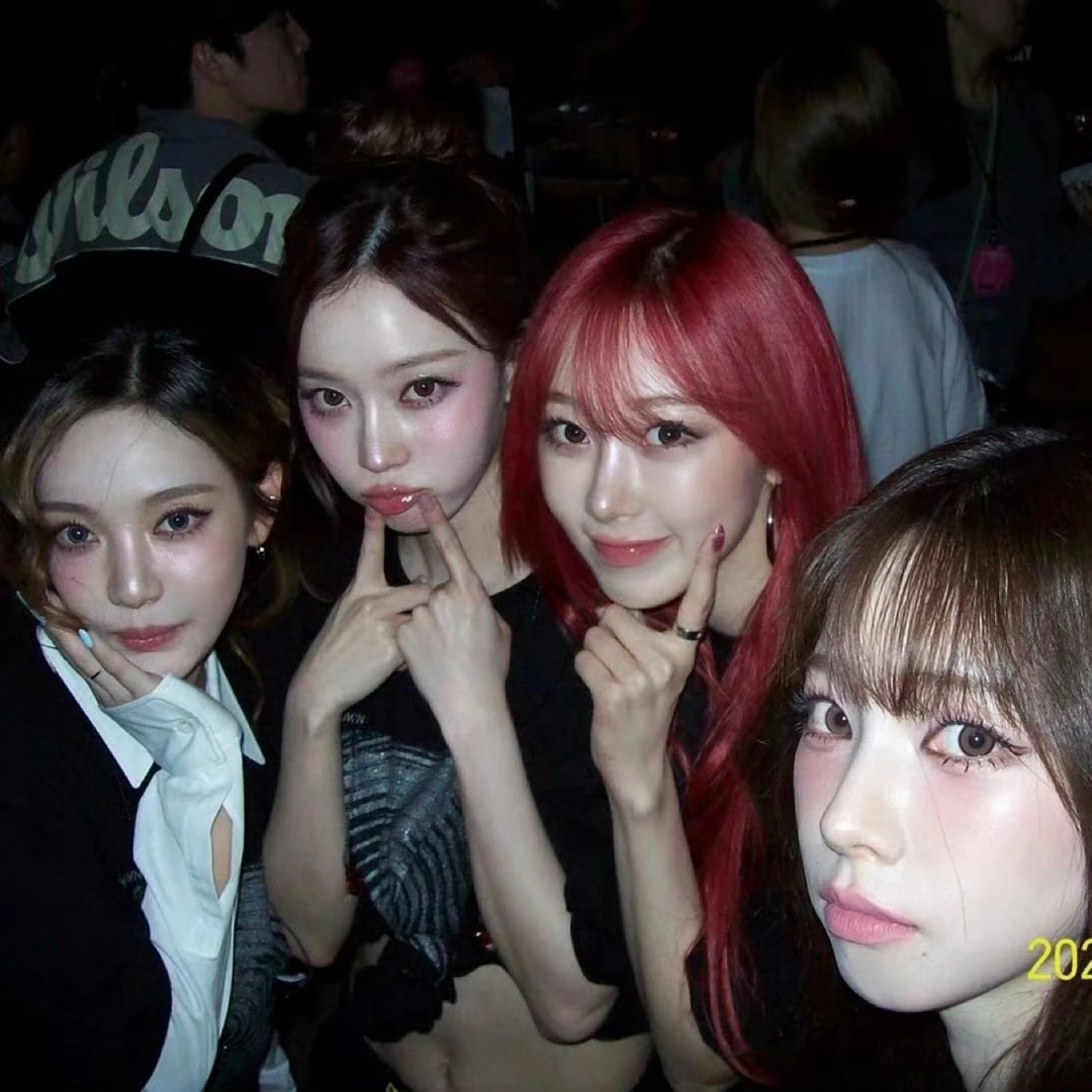 kpop小卡专辑邮费专拍❗️（只拍卡不拍邮费不发货，只拍邮费当送钱！