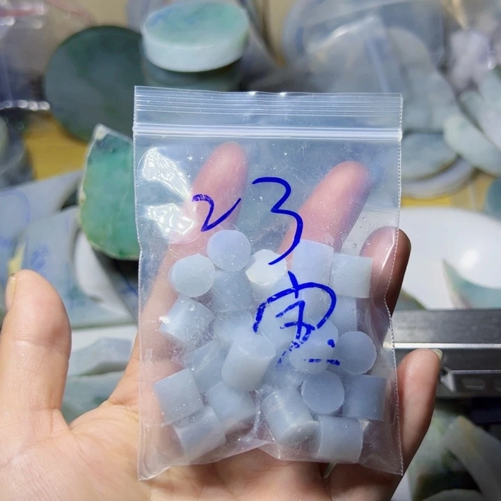 颈饰未镶嵌翡翠小****0
