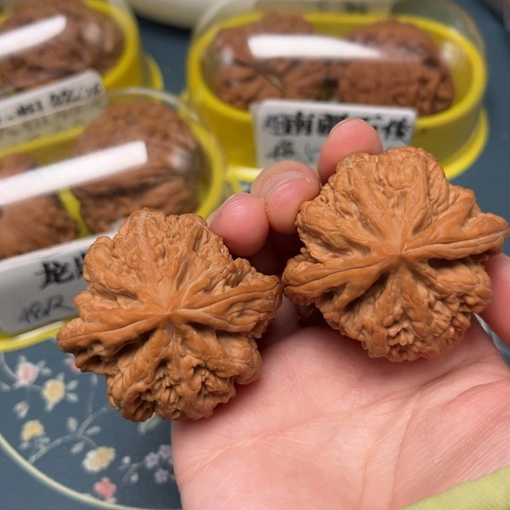 文玩核桃吊坠46-28601-05