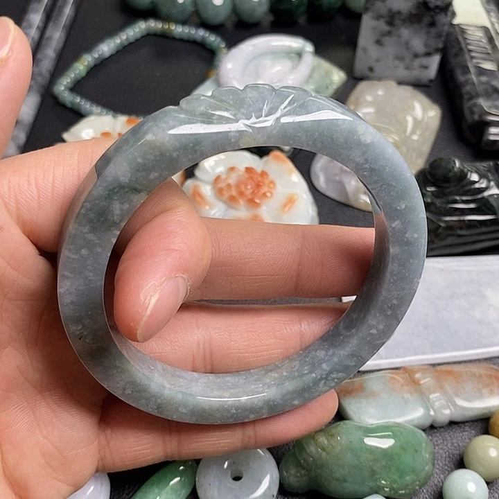 翡翠未镶嵌颈饰天然翡翠18