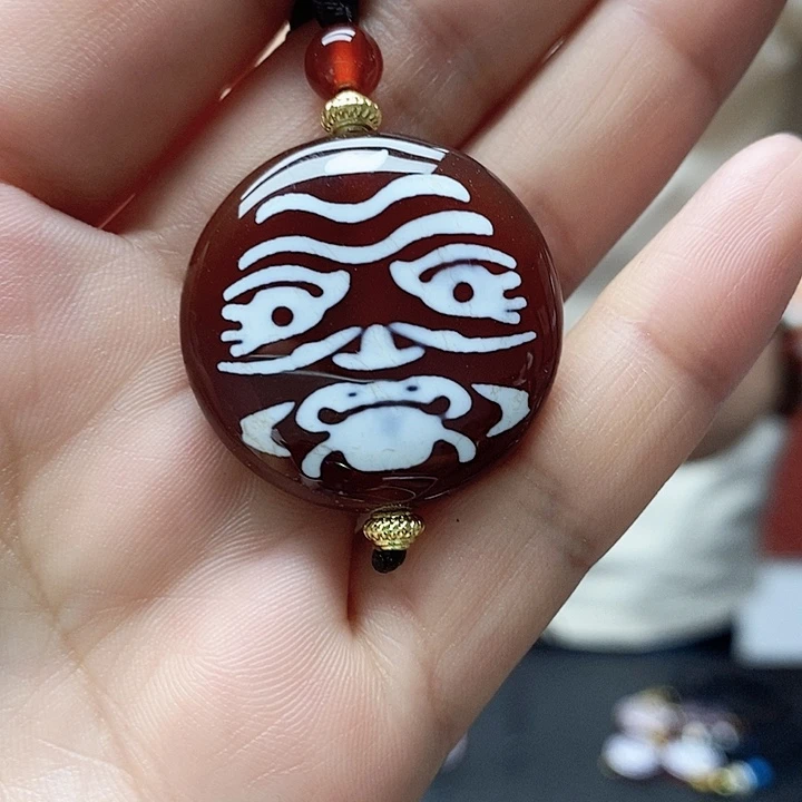 玛瑙/玉髓颈饰合金