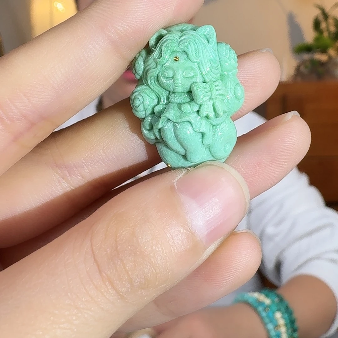 绿松石未镶嵌挂件