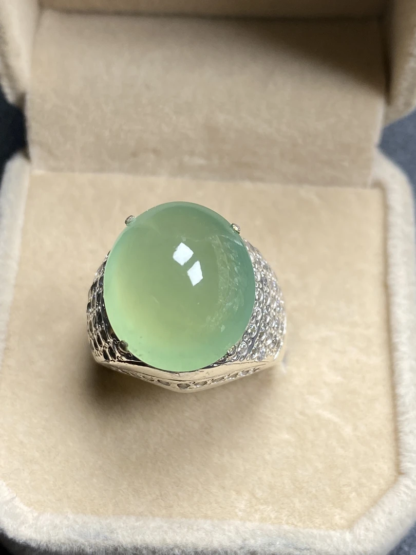缅甸翡翠冰晴葡萄肉戒指