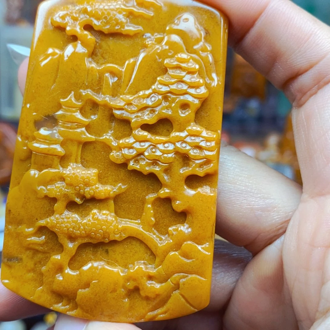 石英质玉（黄龙玉）未镶嵌颈饰