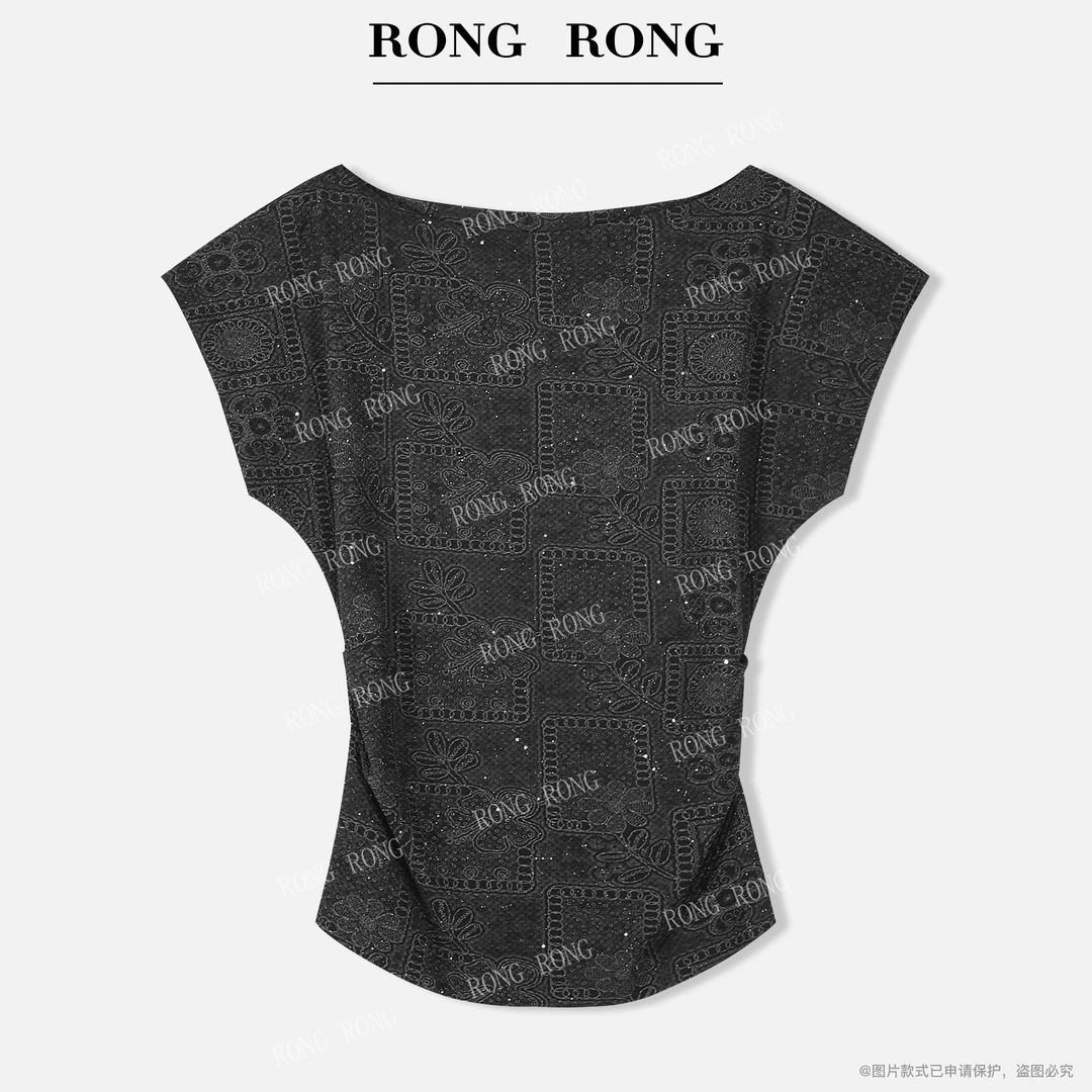 溶溶J【繁星夜梦】RONGRONG一字领弹力花纹镂空透气褶皱收腰T恤9122