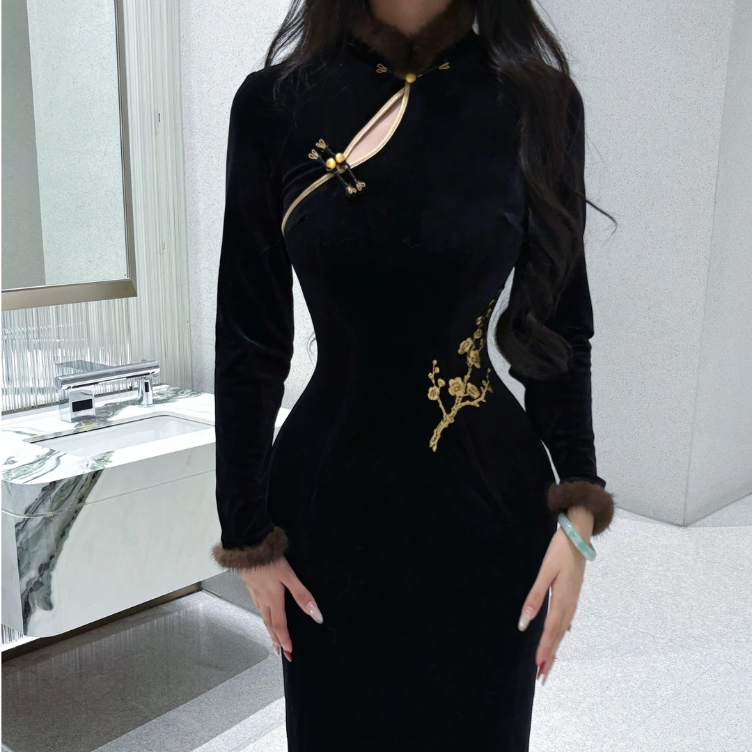 LHMknk1画报夫人原创自制定位花水貂毛旗袍 金丝梅花特价不退不换