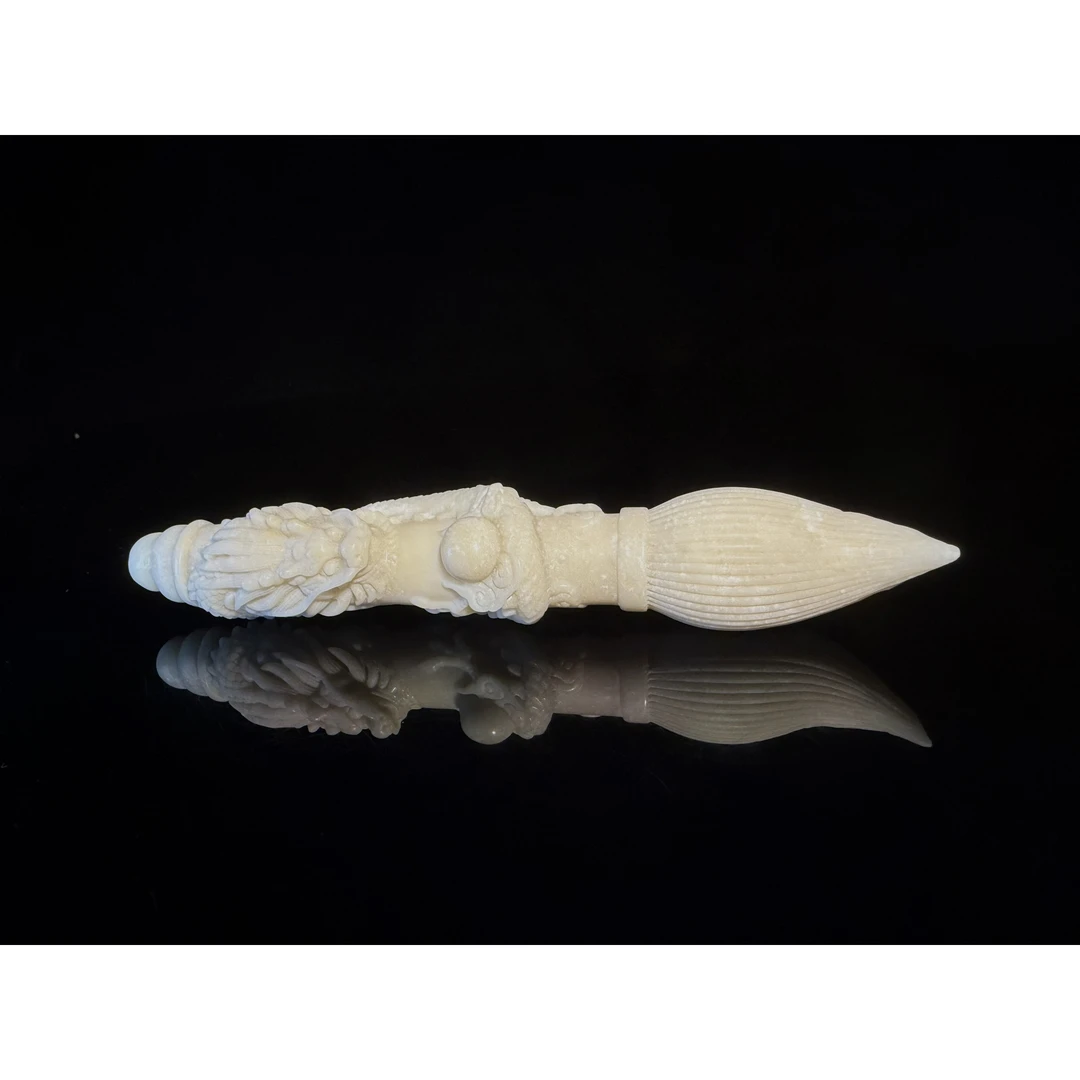 A016 寿山石瓷白芙蓉《神笔》雕件 15.5x2.6x2.6 121.78g