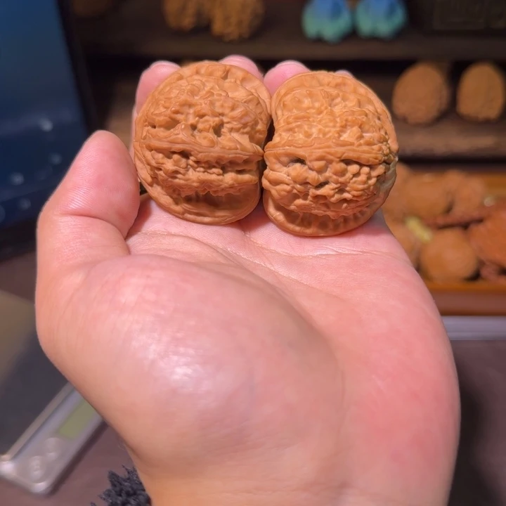 文玩核桃吊坠全品35闷白
