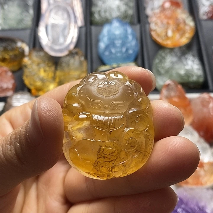 未镶嵌水晶颈饰水晶吊坠