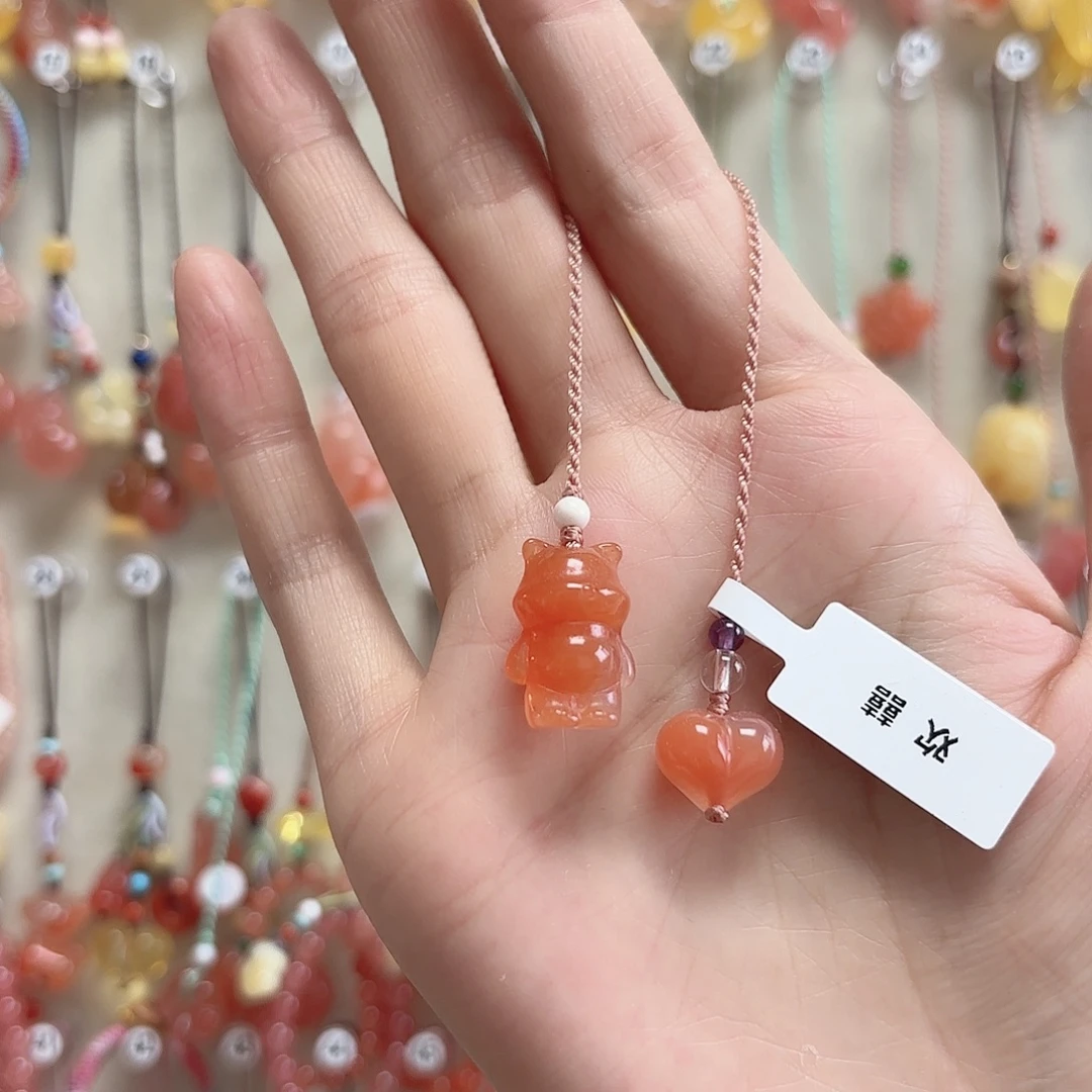 南红玛瑙未镶嵌吊坠(赠链)