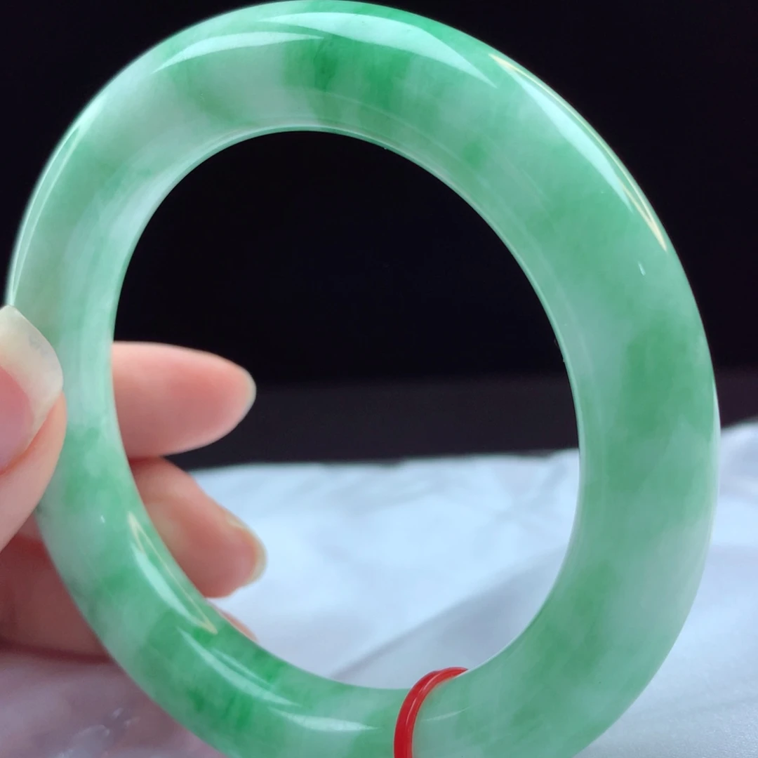 未镶嵌手镯翡翠97072，