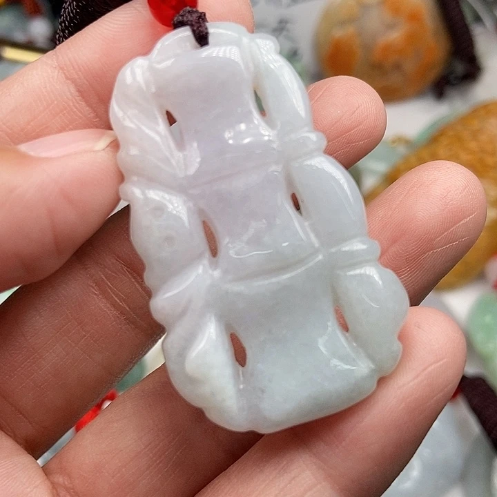 未镶嵌挂件翡翠q