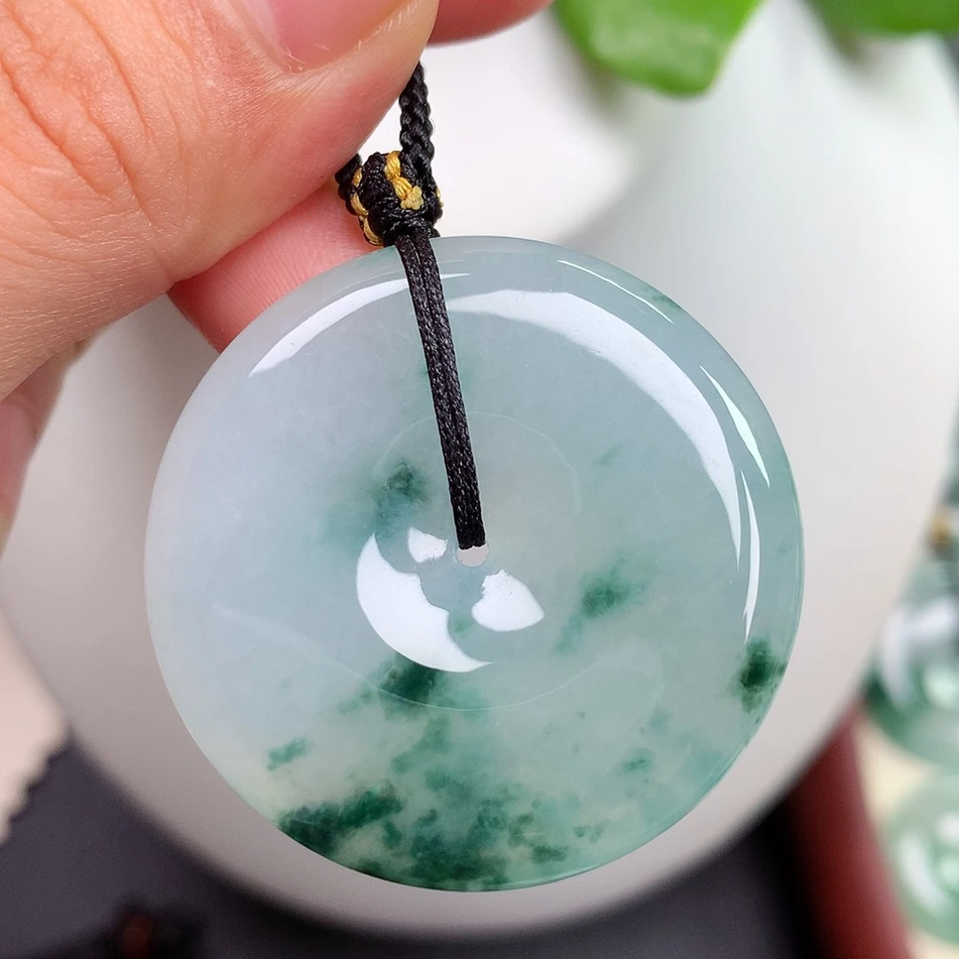 翡翠未镶嵌颈饰平安扣 36.1x6.5mm