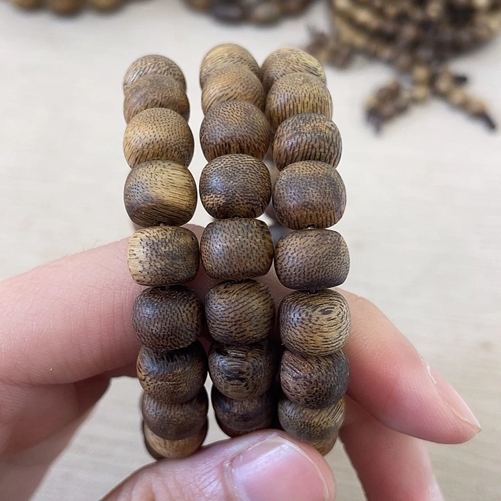 沉香手串九分沉1.0苹果珠单圈