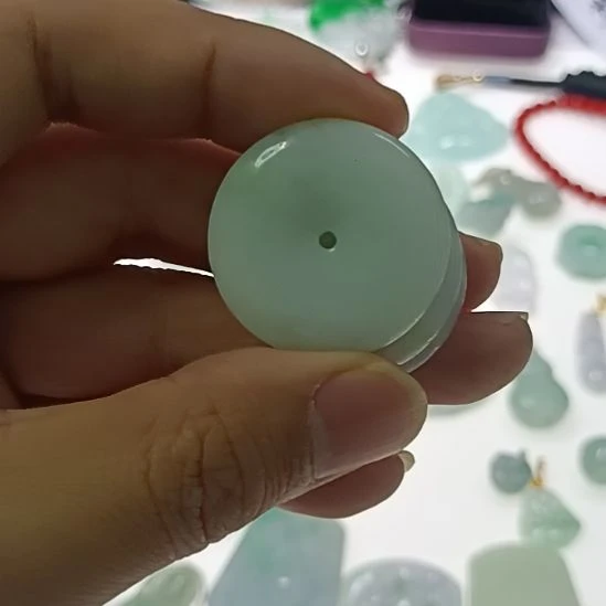翡翠未镶嵌颈饰翡翠翡翠
