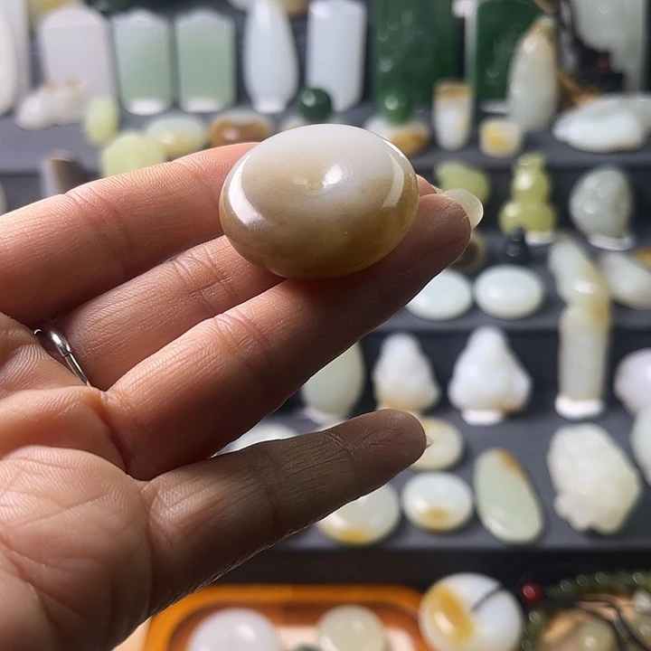 和田玉（糖玉）未镶嵌包链k32