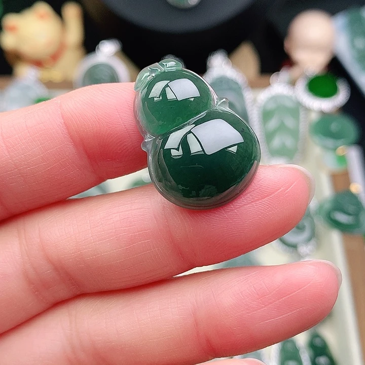 颈饰银S925镶嵌翡翠吊坠