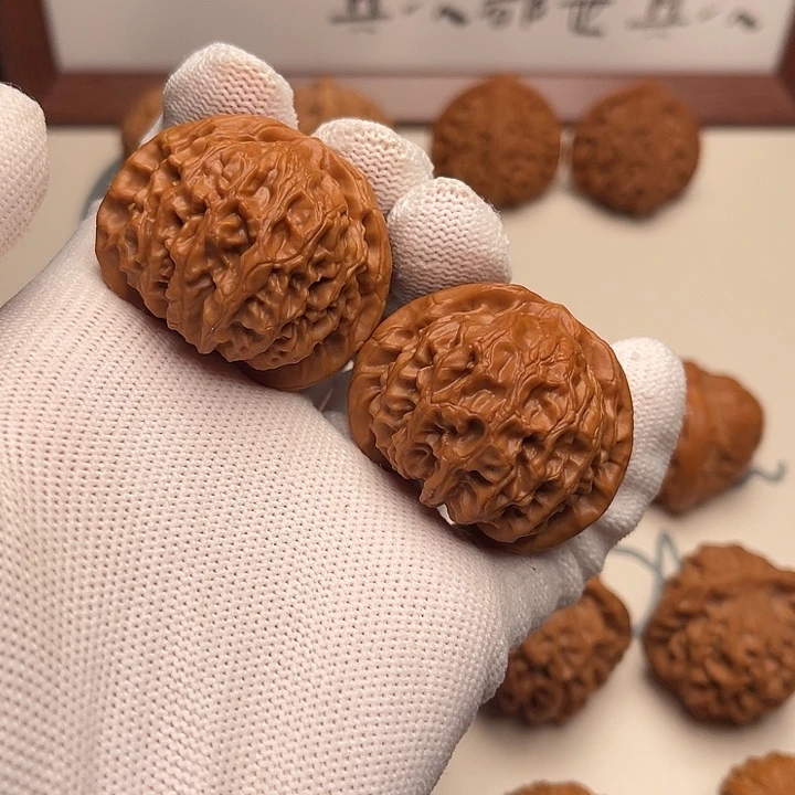 文玩核桃把件41+宫灯