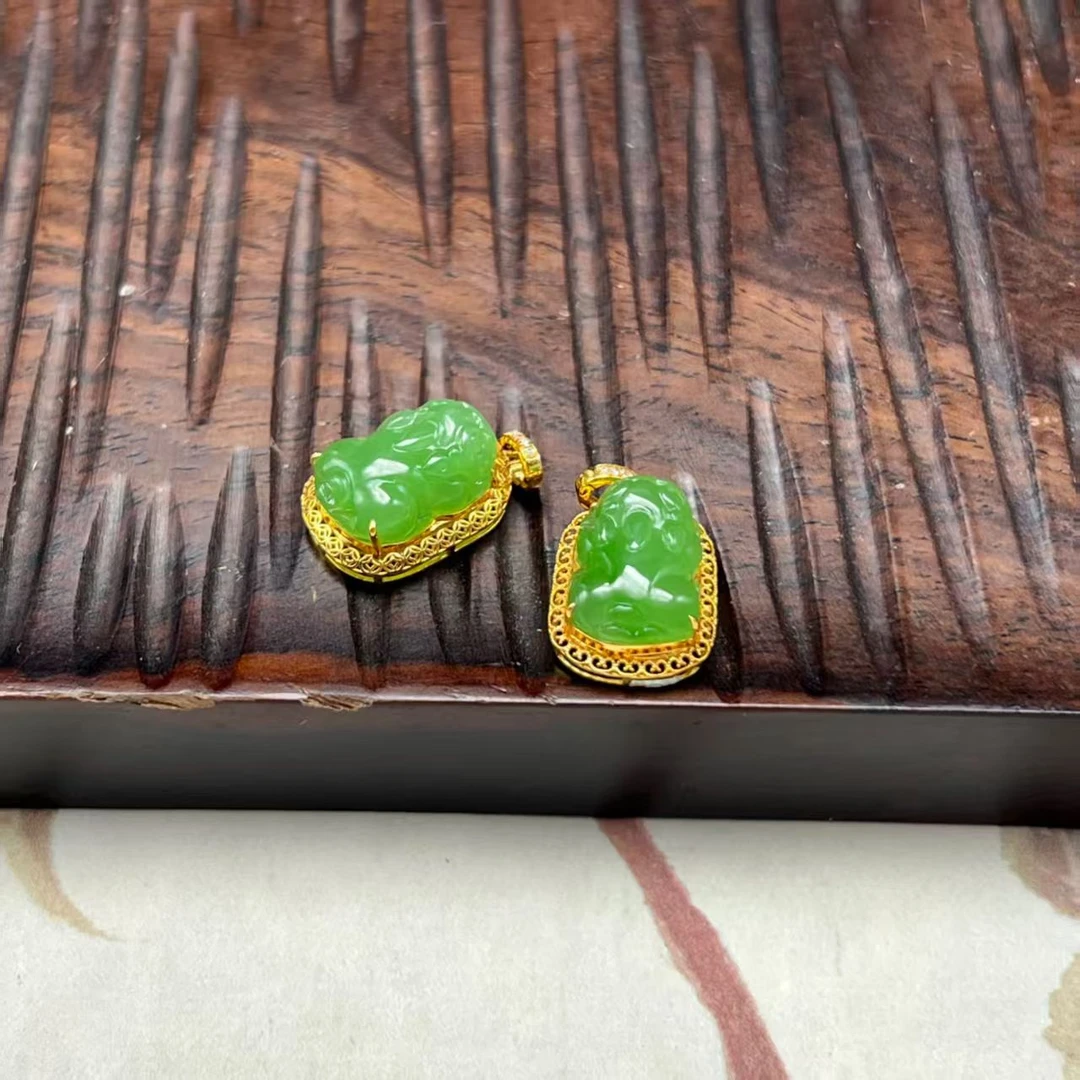 【北野珠宝】天然和田玉苹果绿吊坠B192H-8多样性发一13x9x7mm