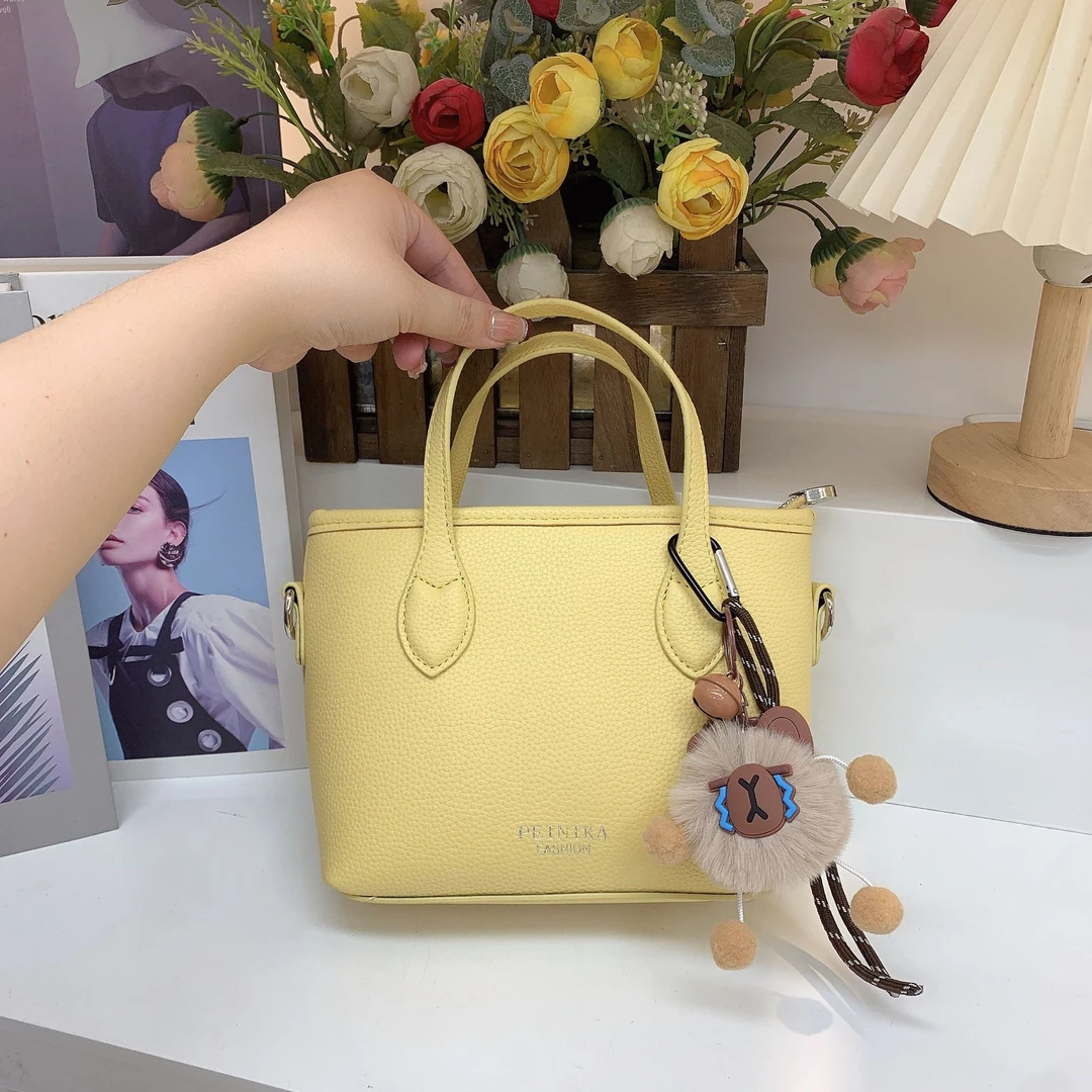 荔枝纹手提小方包2025新款韩版轻奢气质简约时尚百搭斜挎小包包女