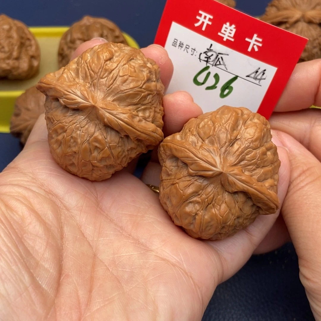 吊坠文玩核桃文玩核桃