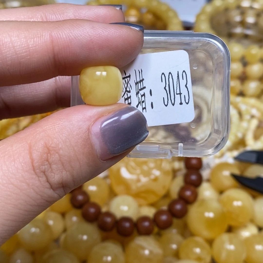 琥珀未镶嵌蜜蜡奇石3043