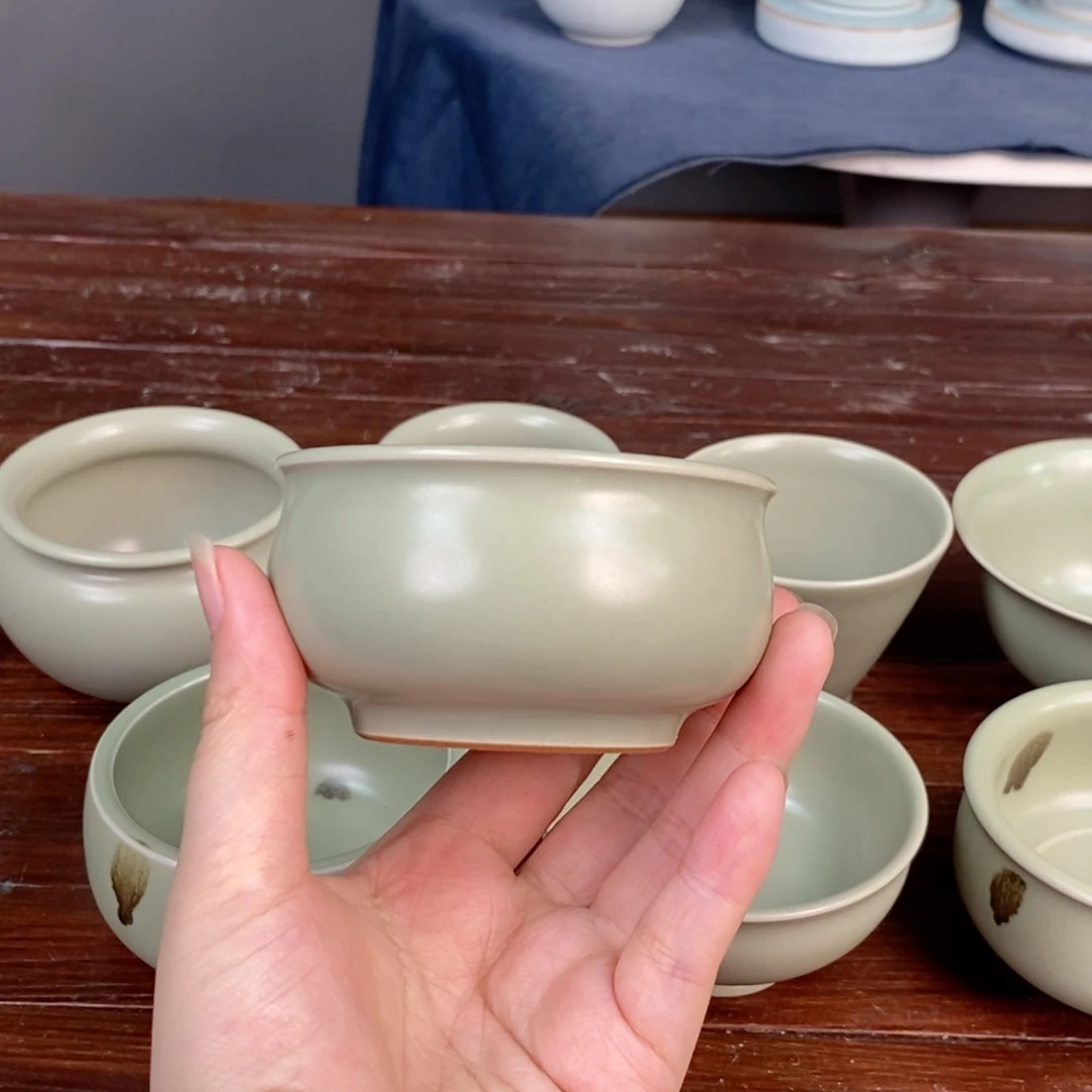 朱砂胎手工杯 豆青釉 炉式杯
