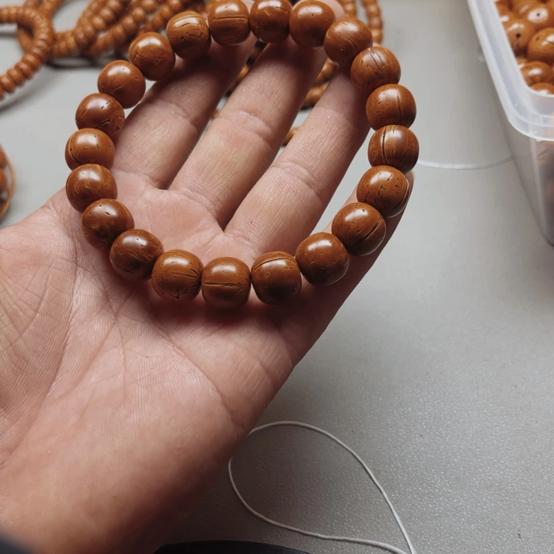 桃核吊坠C****?桃核光柱