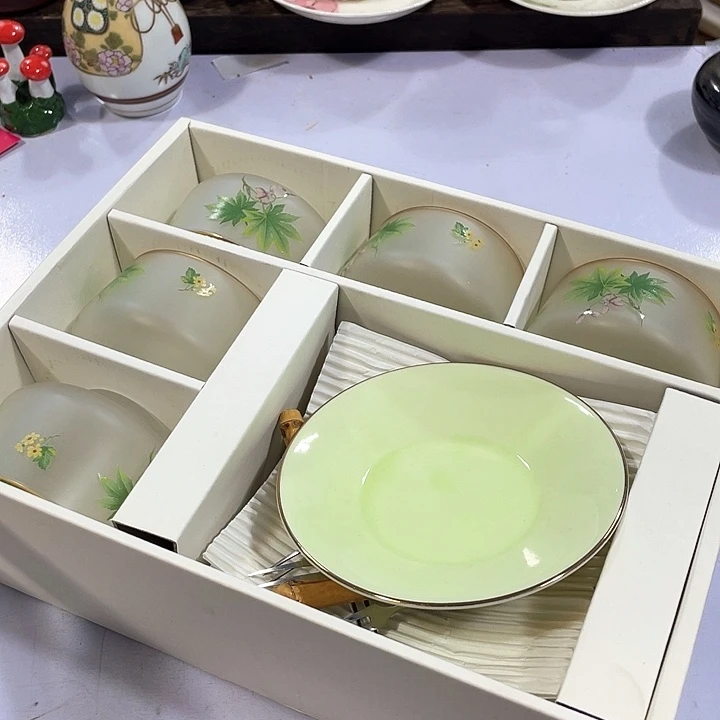 瓷片背背飞贝贝贝贝