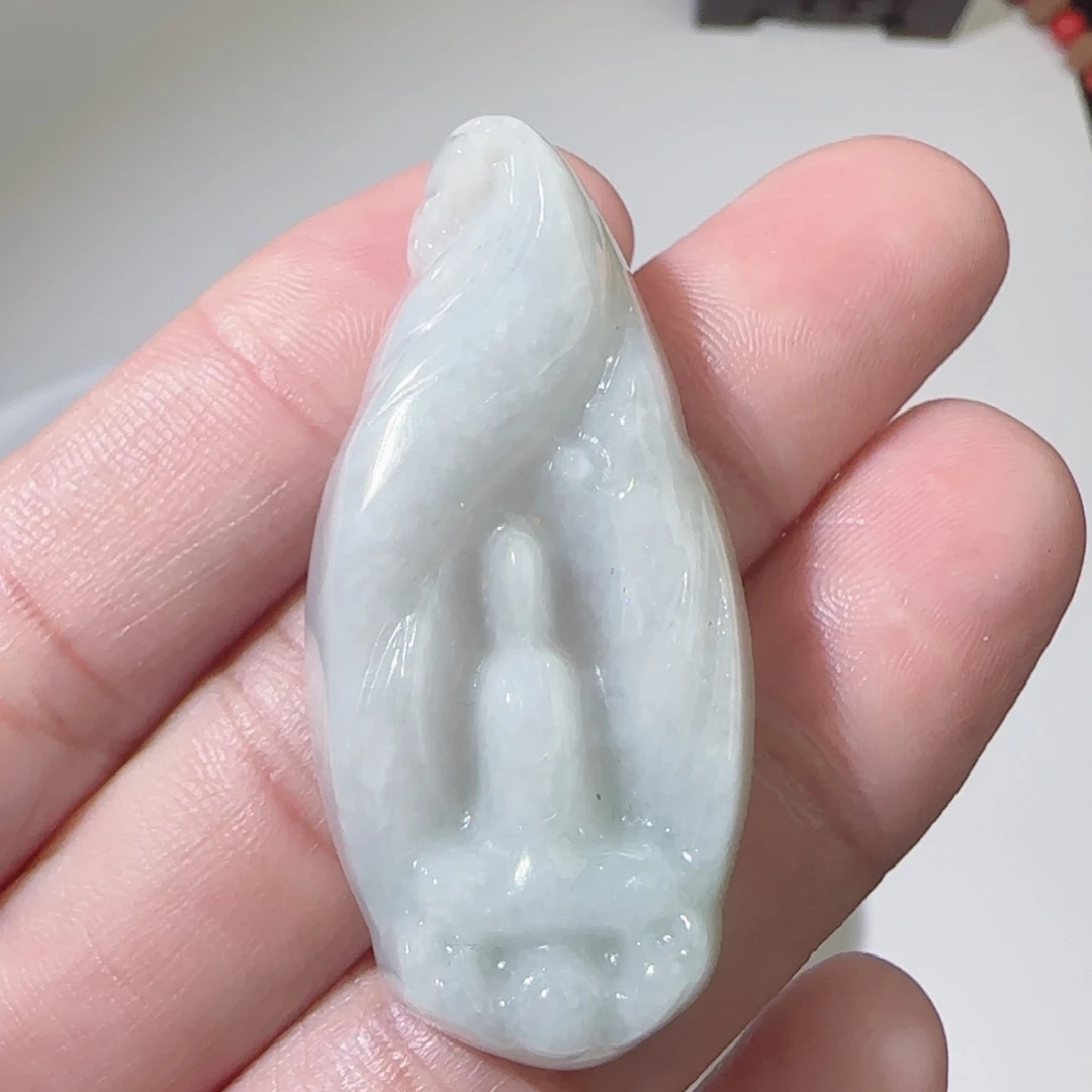 翡翠未镶嵌颈饰无