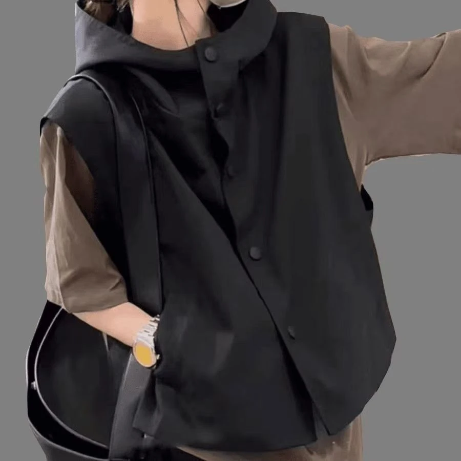 学生连帽无袖黑色马甲短外套2025春季新款欧洲宽松单排扣坎肩上衣