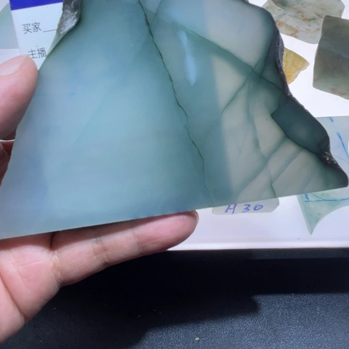 定制翡翠未镶嵌吊坠