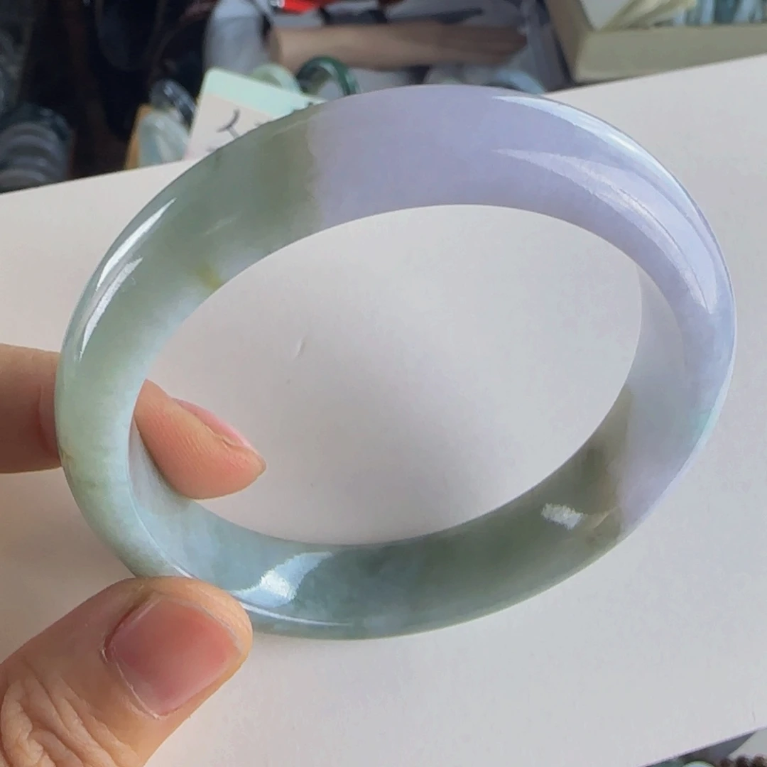 翡翠手镯未镶嵌芬*老坑58