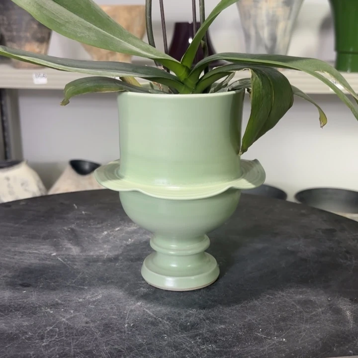 哦哦哦哦哦哦哦哦口10.5高18有孔