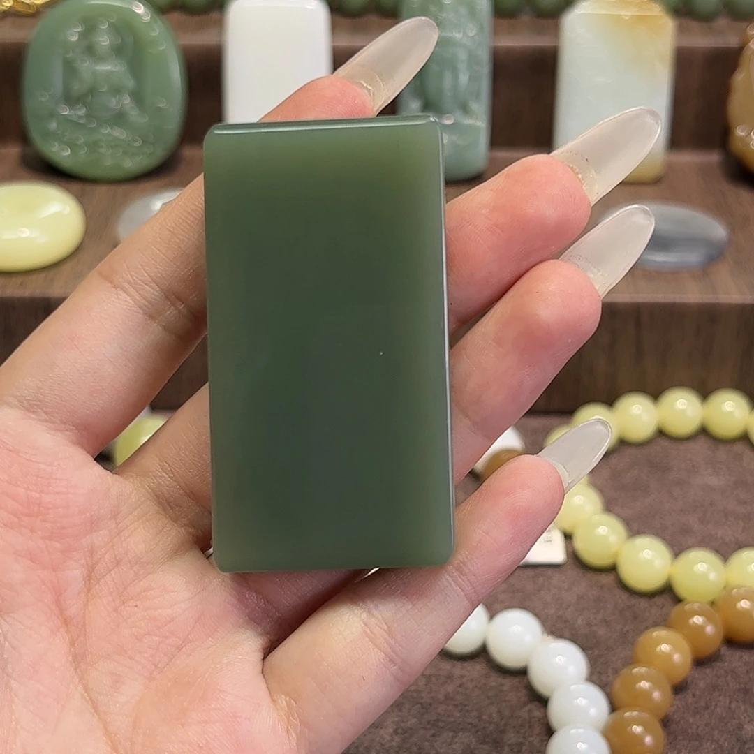 和田玉未镶嵌手串