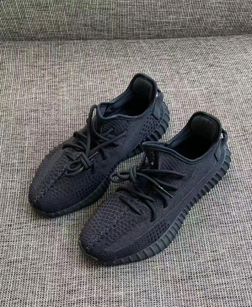 运动休闲时尚运动鞋