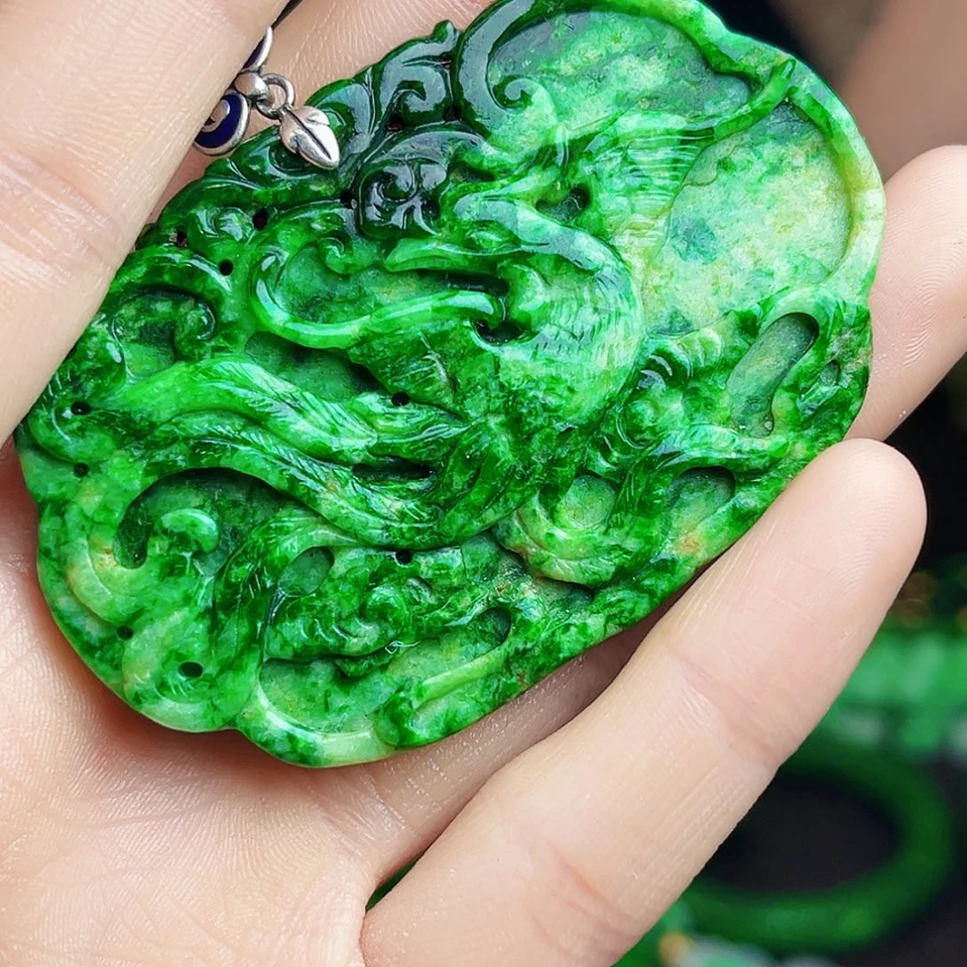 颈饰银S925镶嵌翡翠多样性