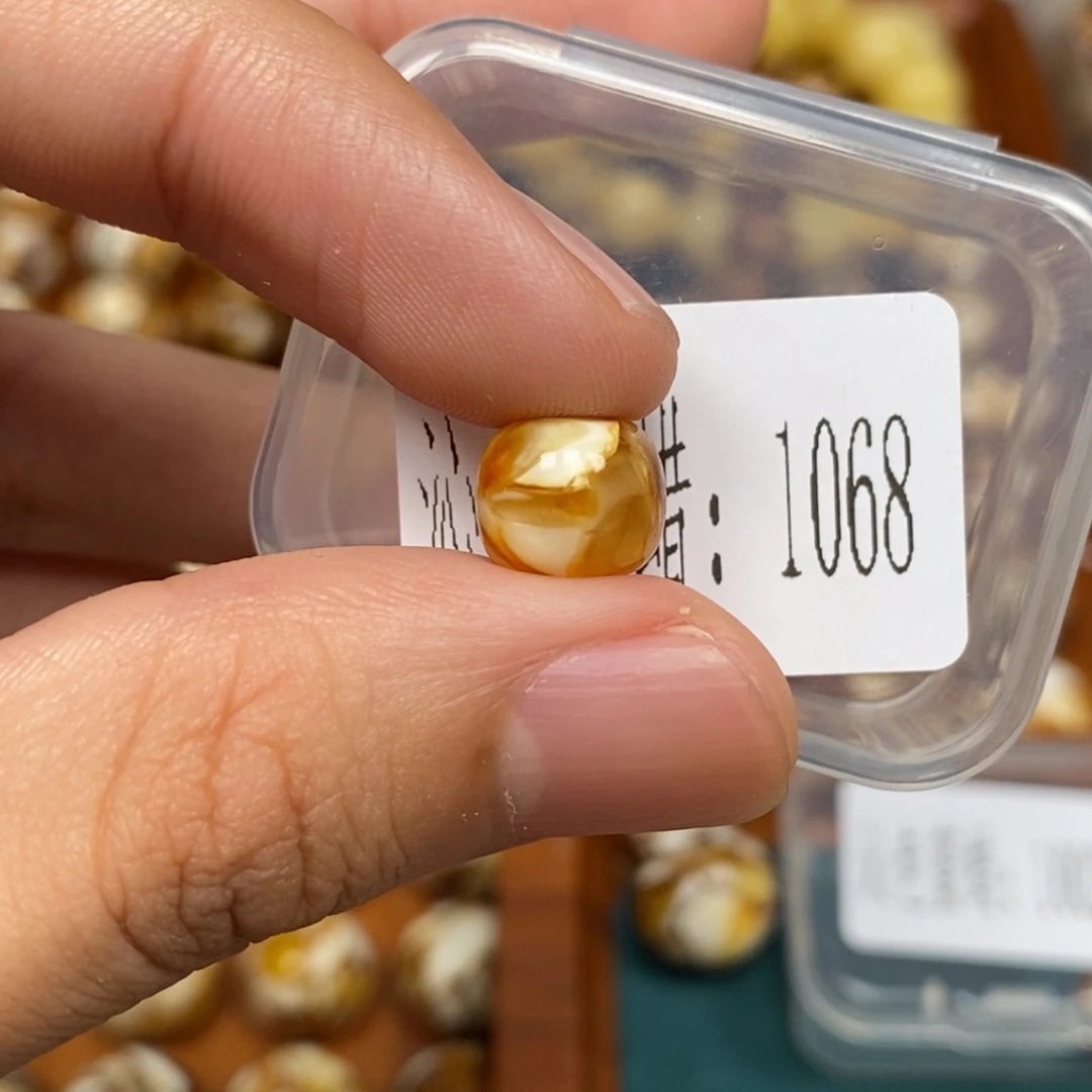 把件猴头核桃沁色圆珠老型1068