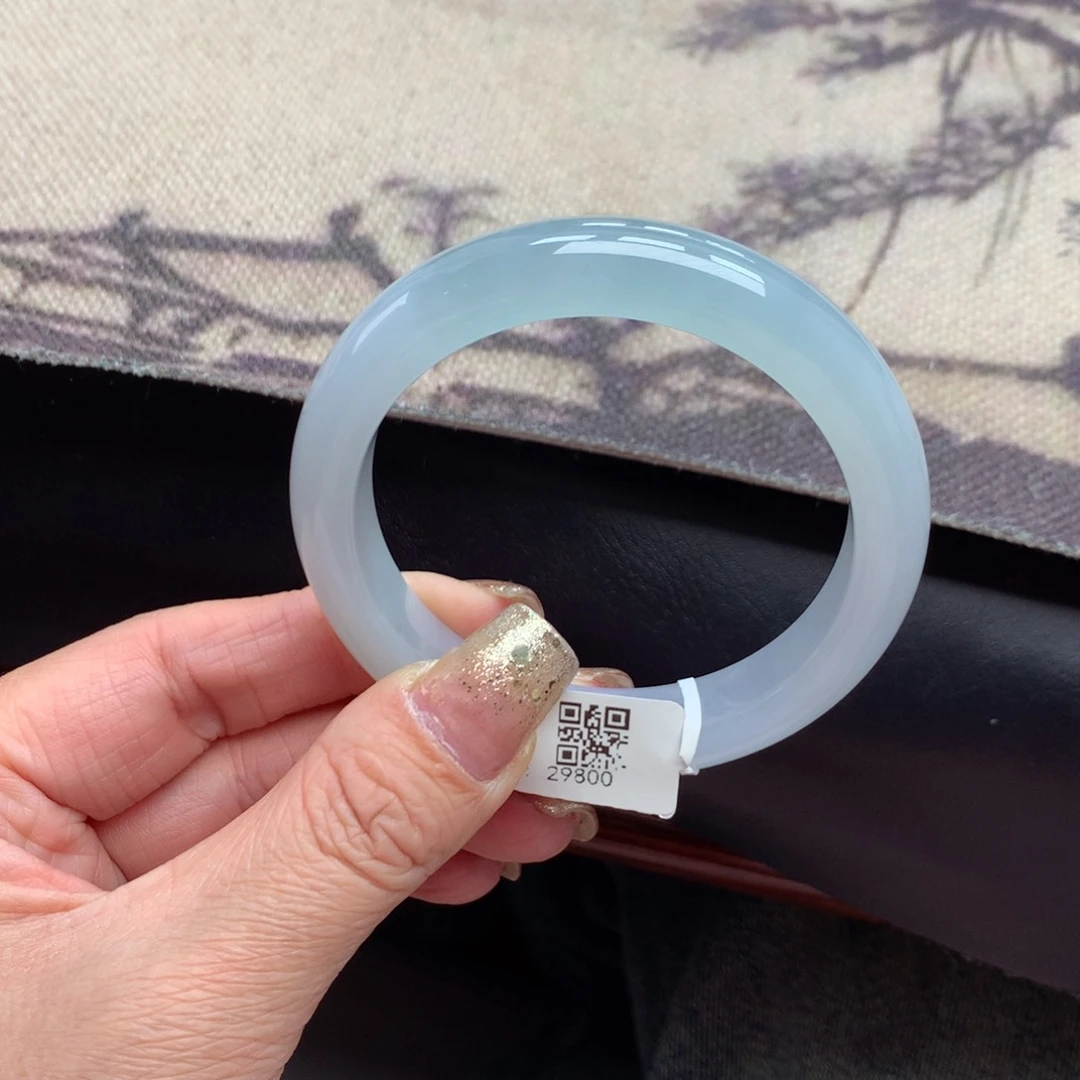 未镶嵌手镯翡翠缅甸翡翠手镯