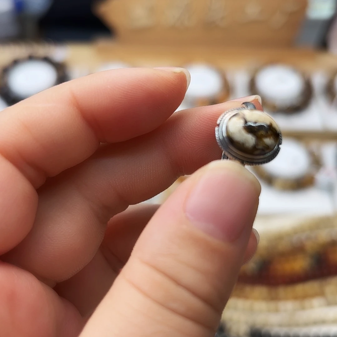 琥珀未镶嵌裸石大