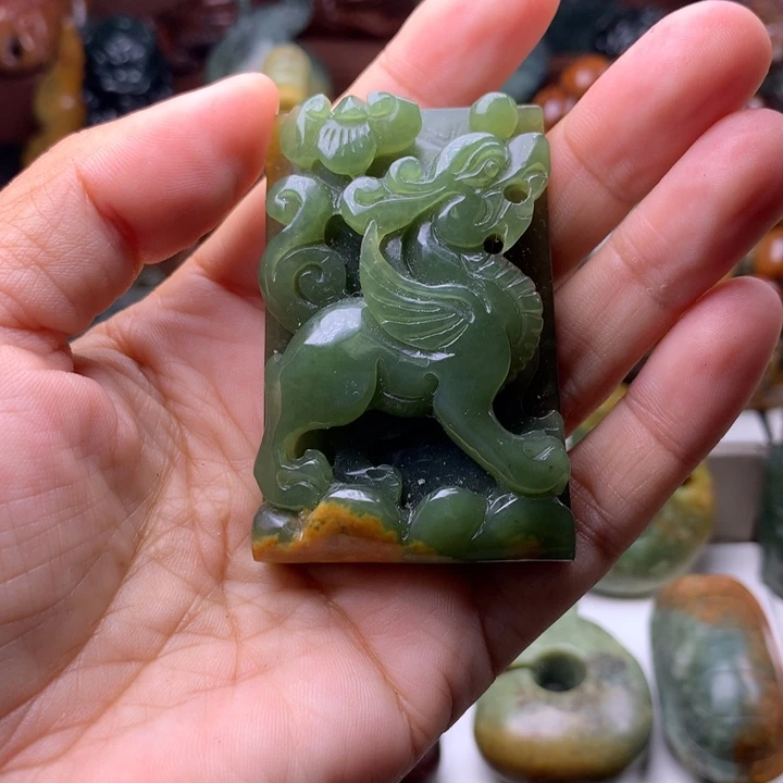 岫岩河磨玉（透闪石质玉）未镶嵌吊坠(不含链)