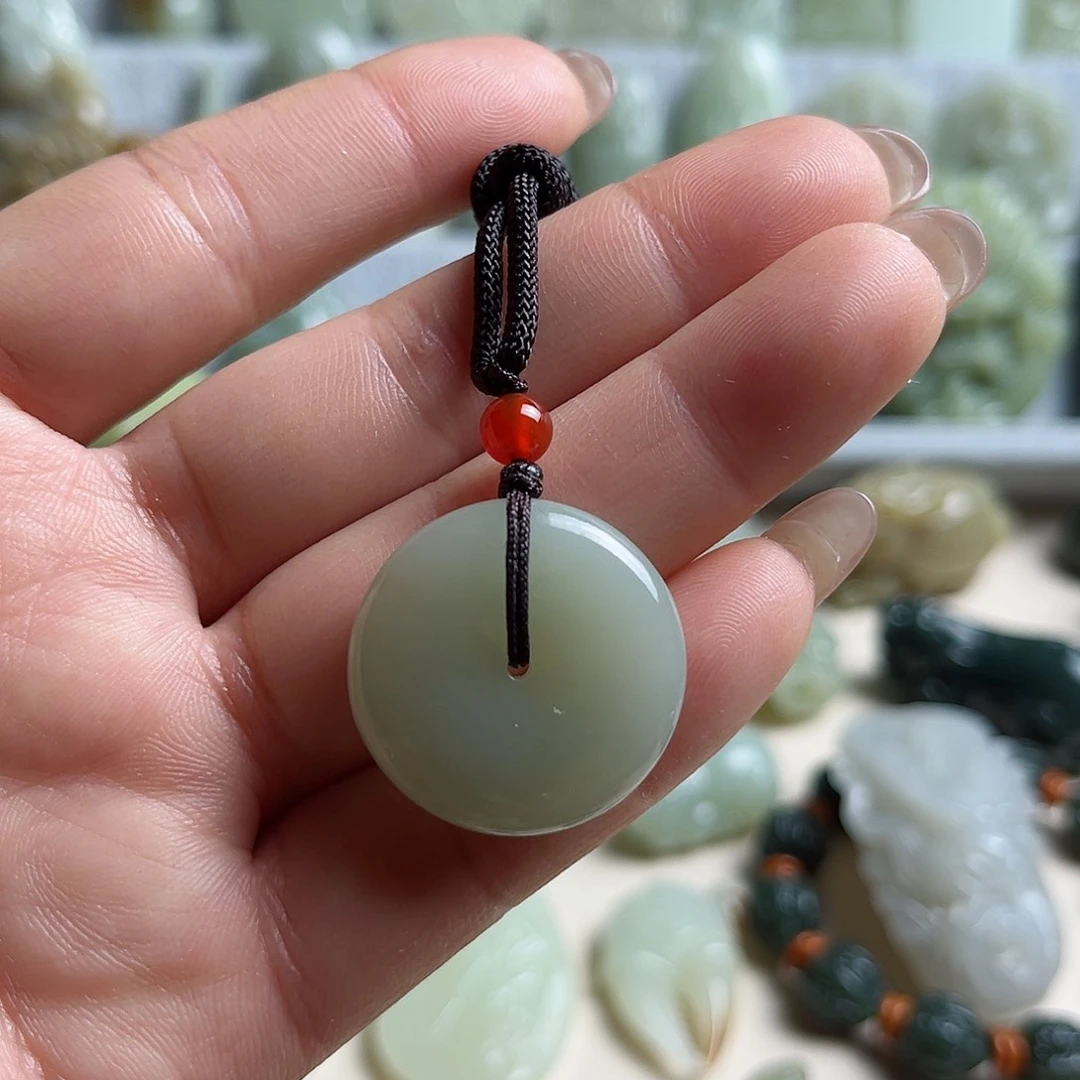 和田玉未镶嵌挂件